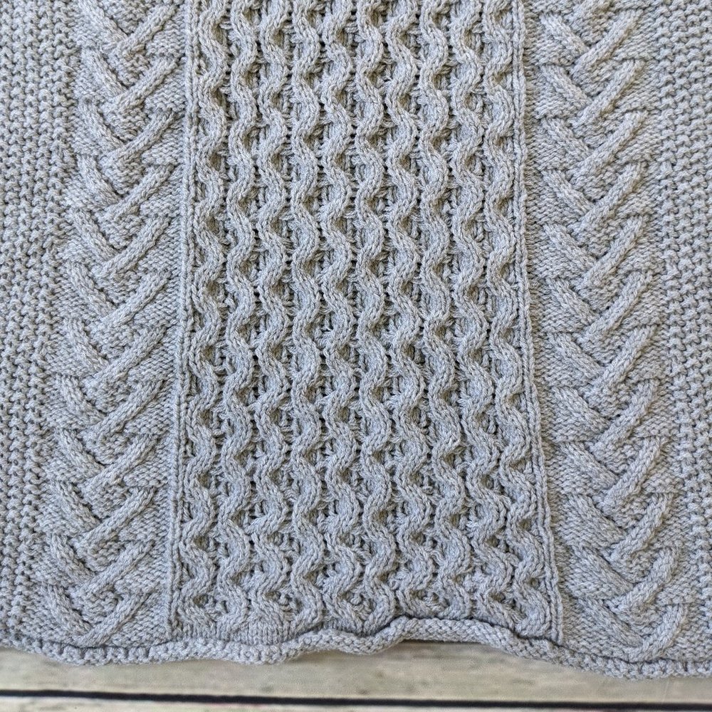 John & Jenn Gray Chunky Knit Crew Sweater - Picture 5 of 10